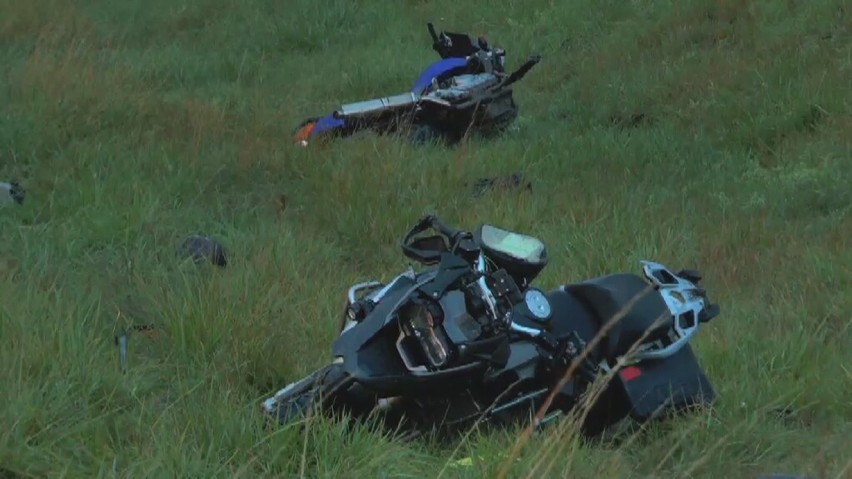 Radiowóz uderzył w motocyklistów. Nie żyje jedna osoba