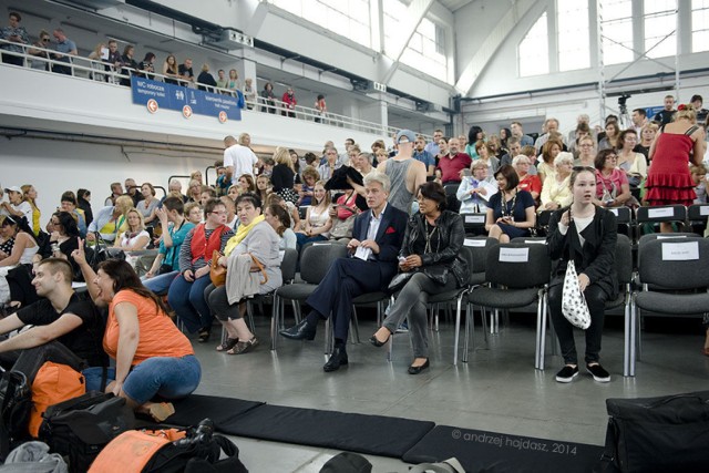 Gościem honorowym pokazu finałowego Dancing Poznań 2014 był Prezydent Miasta Poznań Ryszard Grobelny. Po prawej stronie Katarzyna Anioła z-ca dyr. Polskiego Teatru Tańca.
fot. Andrzej Hajdasz