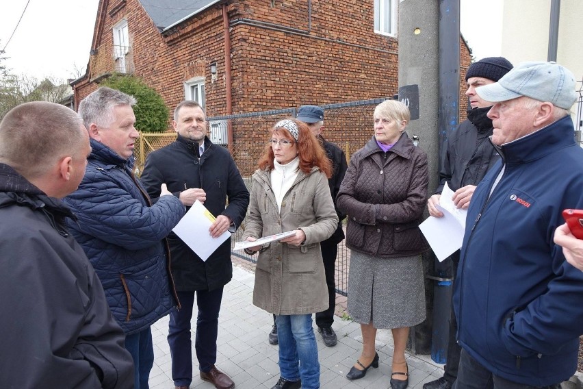 Mieszkańcy ulicy Nowej w Kielcach znów protestują. Nie chcą bloku w pobliżu swoich domów