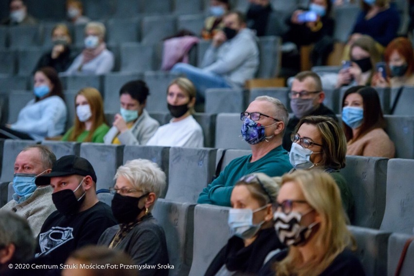 W Tarnowie otwarte są: kino Marzenie przy ul. Staszica, kino...