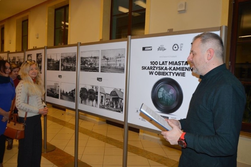 Wystawa archiwalnych zdjęć Skarżyska - Kamiennej i debata historyczna na 100 - lecie miasta (ZDJĘCIA)