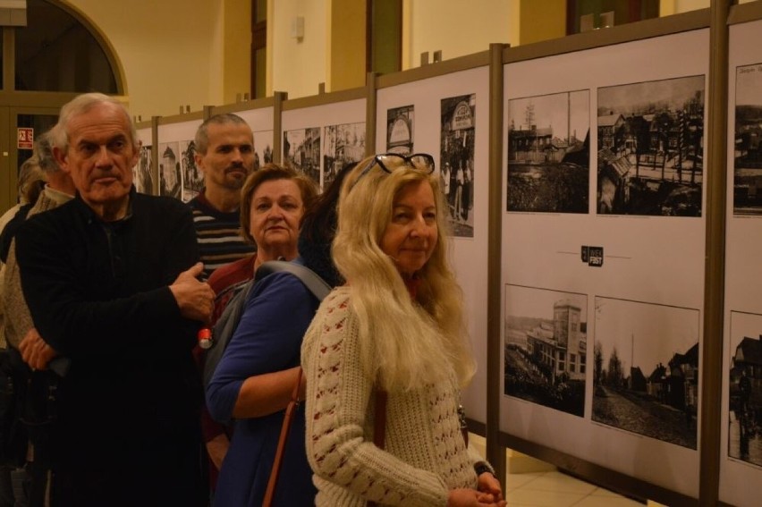 Wystawa archiwalnych zdjęć Skarżyska - Kamiennej i debata historyczna na 100 - lecie miasta (ZDJĘCIA)