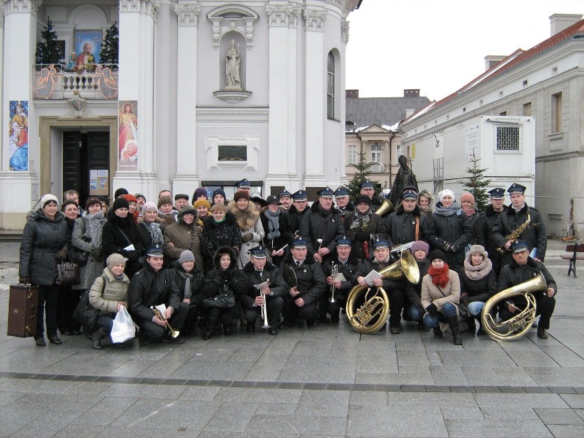 Wadowice: orkiestra dęta OSP zagrała na rynku dla papieża [ZDJĘCIA]
