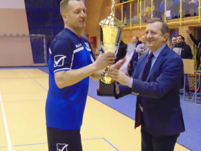 Ostatnia kolejka gołuchowskiej Futsal Ligi. Tilgner obronił tytuł