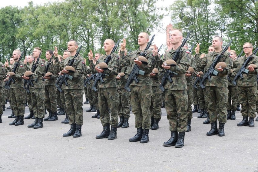 Przysięga WOT. Kolejni kaliszanie w 12 Wielkopolskiej Brygadzie Obrony Terytorialnej. ZDJĘCIA
