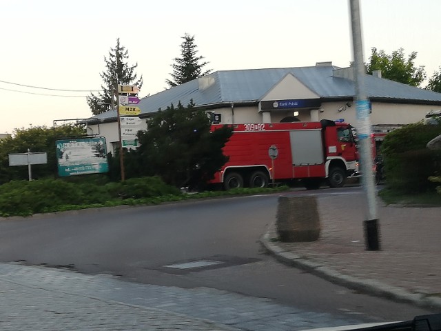 W piątek, 23 sierpnia, w Witnicy doszło do podpalenia bankomatu. Na miejsce wysłano strażaków i policję. Sprawę badają biegli.

Polecamy wideo:
