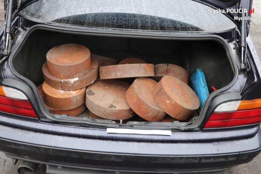 Myszków: Policja znalazła w bmw skradzione metalowe krążki. Szybko zatrzymano właściciela pojazdu