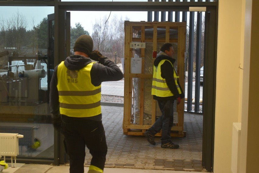 Nowoczesny tomograf został dostarczony do szpitala w Krośnie...