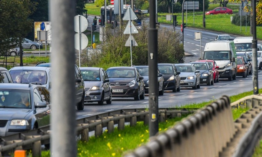 Bydgoski Zarząd Dróg w trybie pilnym wprowadził ograniczenia...