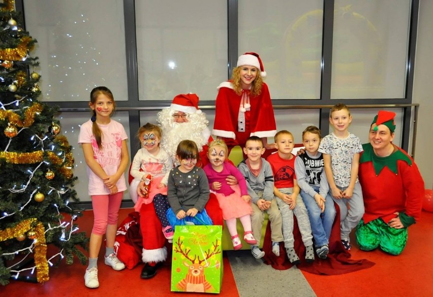 Wałbrzyski Aqua Zdrój w sobotę 9 grudnia odwiedził Święty Mikołaj ze Śnieżynką!