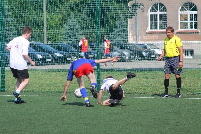 Nałęczów wygrywa piłkarski turniej samorządowców (zdjęcia)