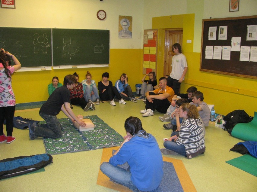 Warsztaty PCK w Gimnazjum nr 1 w Rumi