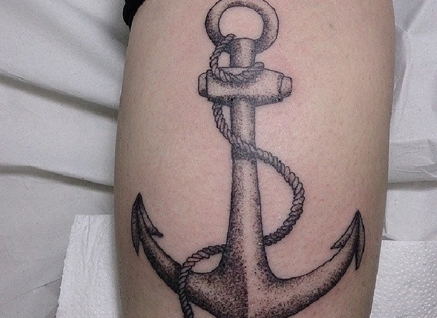 Zobacz, co oznaczają marynarskie tatuaże na kolejnych...