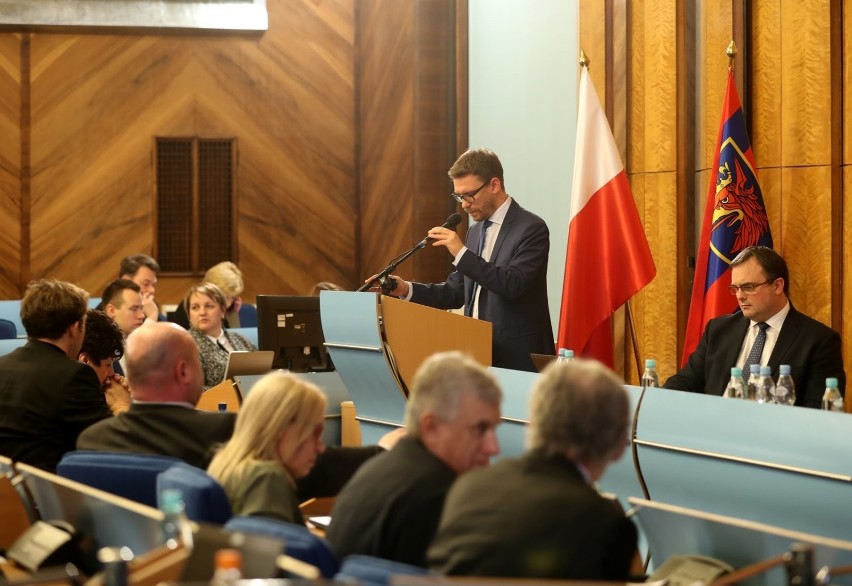 Budżet Szczecina na 2018 rok przyjęty. Prezydent: "To będzie rekordowy rok"