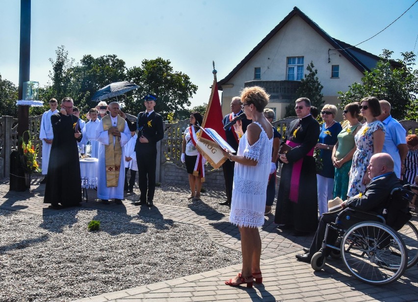 Dożynki w Kluczewie. Odsłonięto tablicę poświęconą ks. Marianowi Konopińskiemu [ZDJĘCIA]