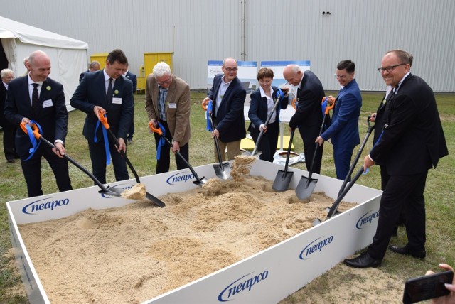 Inauguracja rozbudowy fabryki Neapco w Praszce.