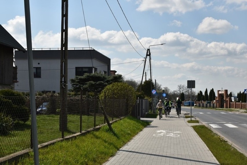 Około 40 km przejechali rowerami unisławianie -uczestnicy...