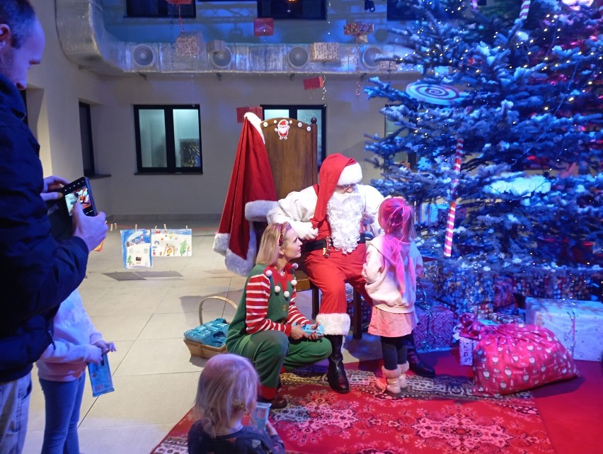 Święty Mikołaj w Skierniewicach!! Wyjątkowe spotkanie w centrum miasta