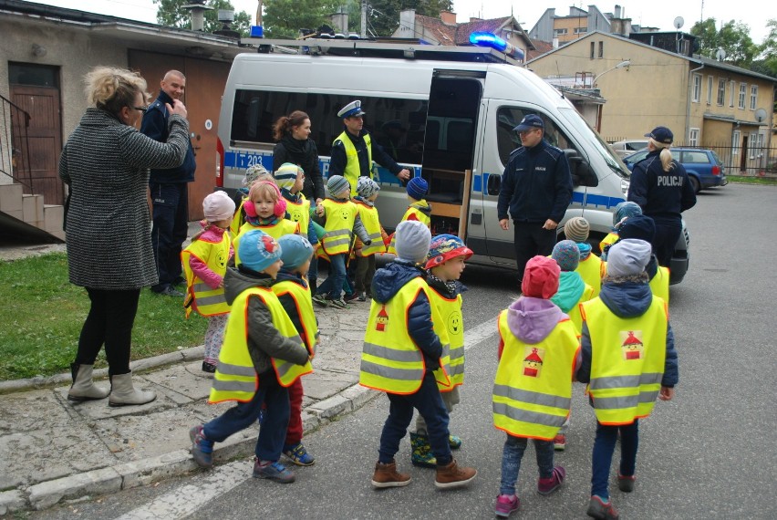 Dzieci z Przedszkola odwiedziły policjantów