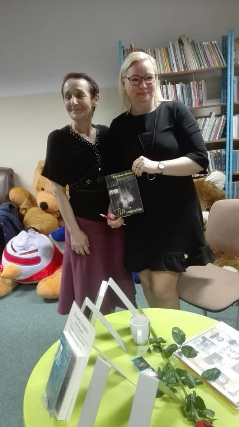 Biblioteka w Margoninie zorganizowała spotkanie z pisarką Magdaleną Ludwiczak [FOTO]
