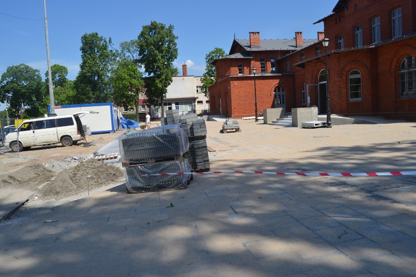 Lębork. Remont dworca PKP na ukończeniu