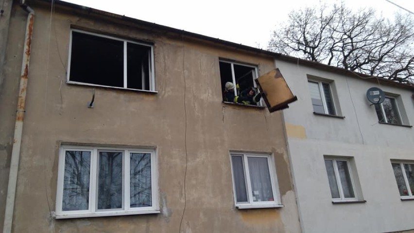 Pożar w powiecie lipnowskim. Mężczyzna nieprzytomny [zdjęcia]