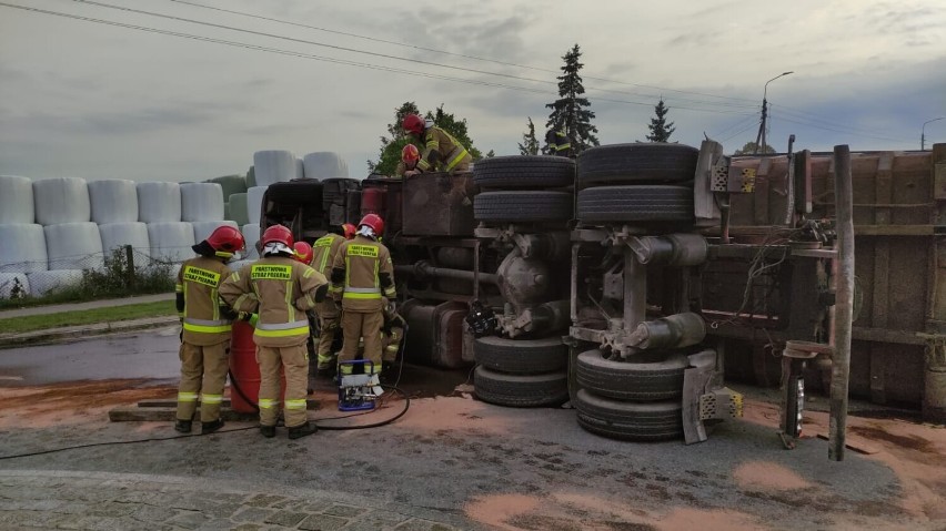 Wypadek na rondzie w Mrzezinie - 28 września 2021