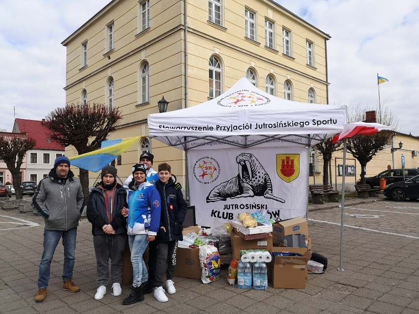 Jutrosinianie znów pokazali swoje ogromne serca. Tym razem przekazali wsparcie dla Ukrainy [ZDJĘCIA]