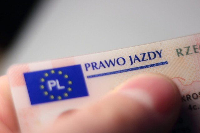 Władze Powiatu Nowosądeckiego przystąpiły do projektu, dzięki któremu uczniowie szkół ponadpodstawowych mogą zrobić kurs prawa jazdy prawie za darmo