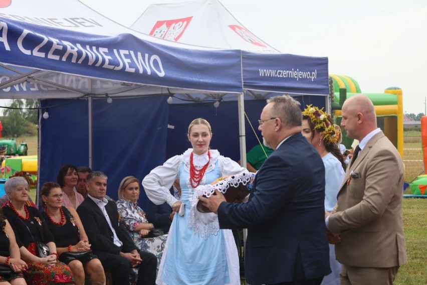 Dożynki gminy Czerniejewo. Poligrodzianie rozpoczęli podziękowania za plony! [FOTO, FILM]