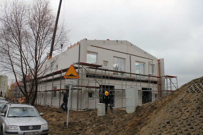 Budowa przedszkola w Siemianowicach: budynek niemal już stoi