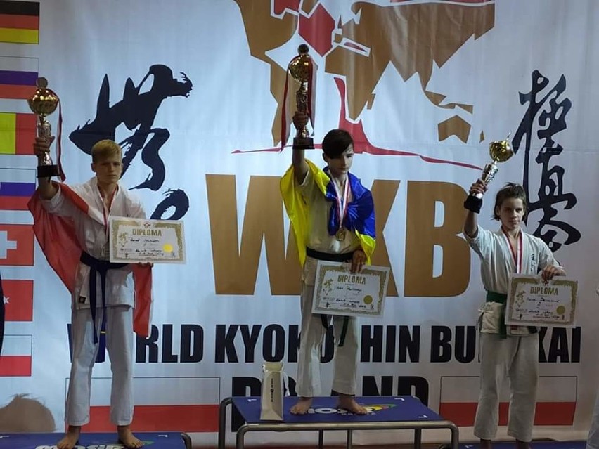 Medale zawodników Inowrocławskiego Klubu Kyokushin [zdjęcia]