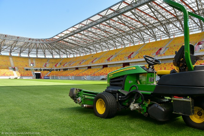 Jest już nowa murawa na Stadionie Miejskim w Białymstoku [foto]