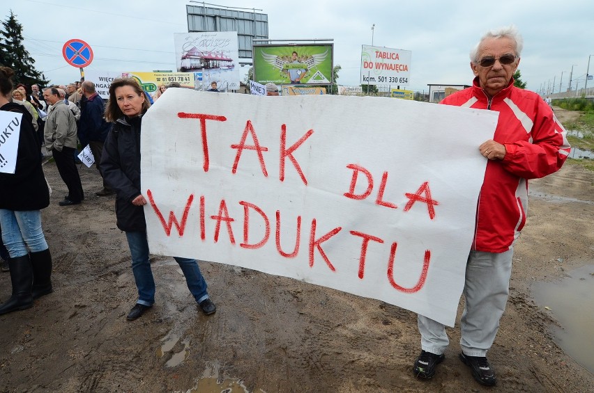 Protest w Plewiskach: Chcemy wiaduktu! [ZDJĘCIA, WIDEO]
