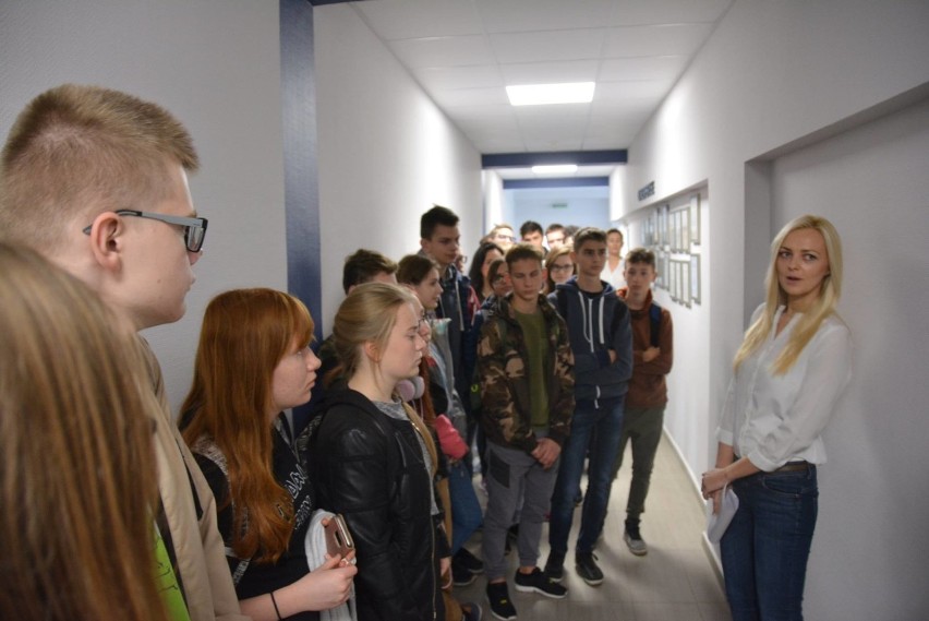 Uczniowie ze świebodzińskiego liceum zwiedzali Seco/Warwick