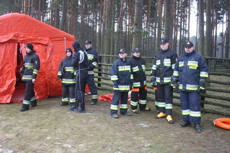 Zawiercie: Ćwiczenia strażaków i ratowników WOPR [ZOBACZ ZDJĘCIA]