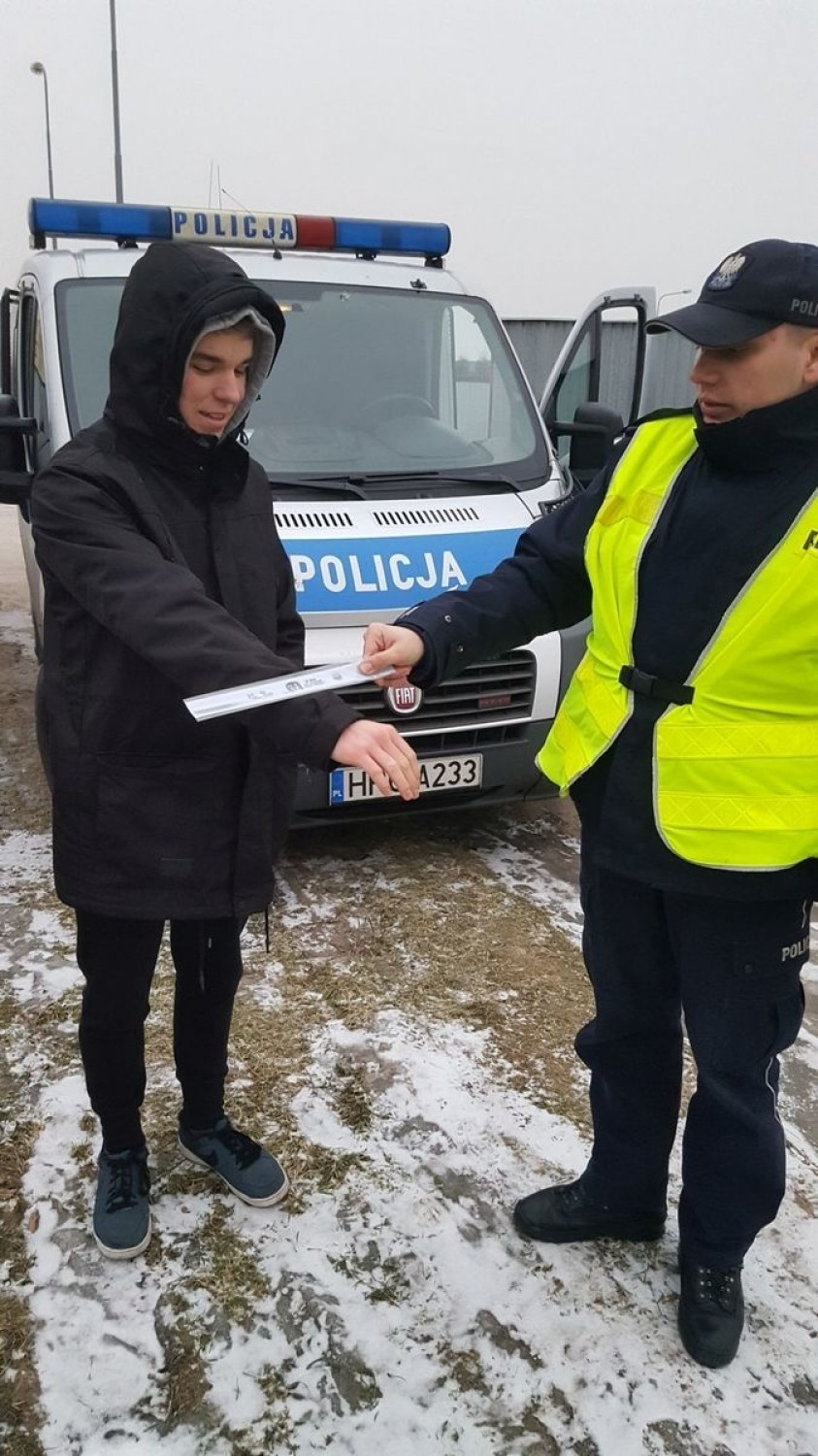 Na radziejowskich drogach policjanci oraz strażnicy miejscy...