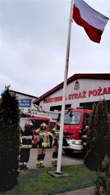 Strażacy ze Sławna i Darłowa świętowali Dzień Flagi RP [ZDJĘCIA]