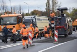 Uwaga! Drogowcy są już na ważnym głogowskim skrzyżowaniu! Od dziś jest ono częściowo zamknięte. Rozpoczyna się budowa ronda. Są objazdy!