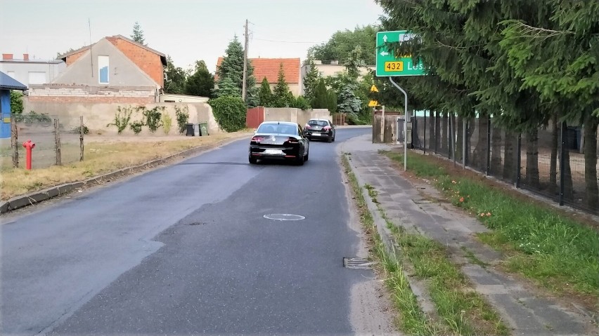 Starostwo Powiatowe w Lesznie ogłosiło przetarg na przebudowę drogi Osieczna-Goniembice. Na remont drogi zaplanowano cały rok