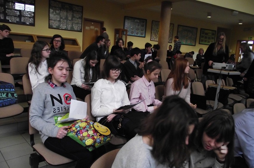 Uczniowie z Banina na V Młodzieżowym Sejmiku Ekologicznym w Bolszewie ZDJĘCIA