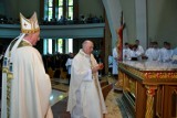 Biskup tarnowski Andrzej Jeż dokonał dedykacji kościoła św. Jana Pawła II w Nowym Sączu. Data nie była przypadkowa