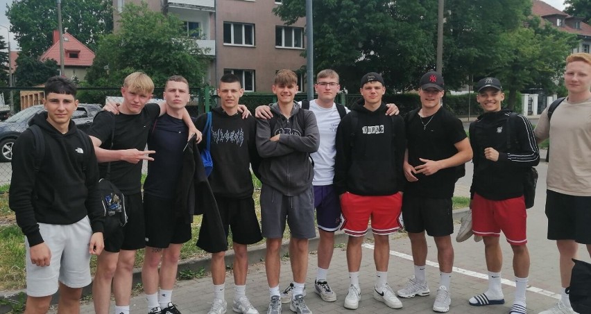 Reprezentacja ZST Malbork w finale wojewódzkim licealiady