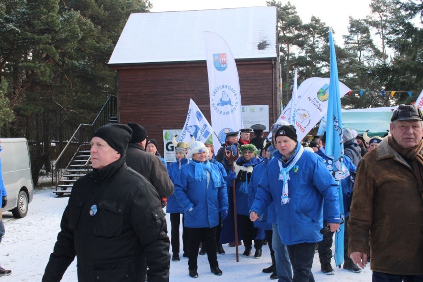 Kąpiel morsów w Jarosławcu - 12 urodziny Wikinga Postomino