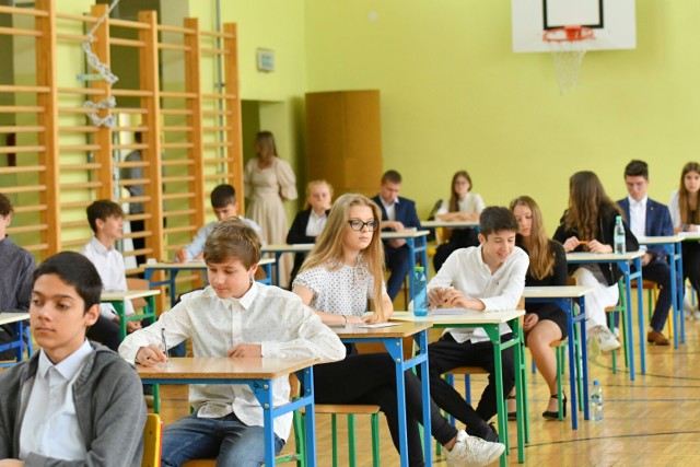 Egzamin ósmoklasisty w Żarach