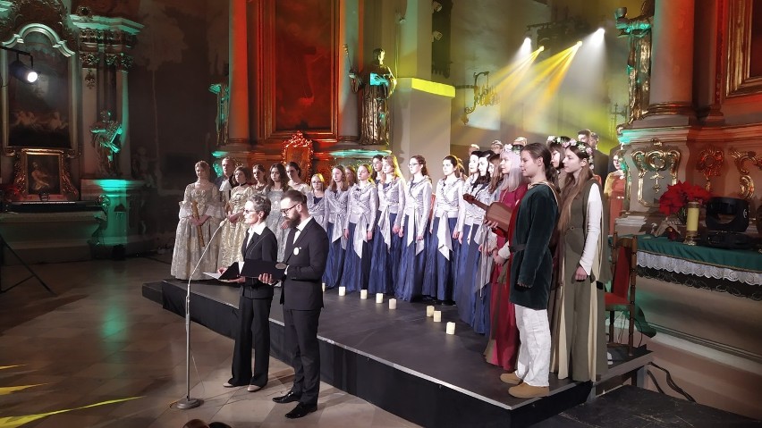 Chór MDK Białystok na festiwalu Schola VCantorum w Kaliszu...