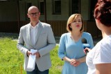 Opieka społeczna w MOPS-ie w Skarżysku-Kamiennej przejdzie w prywatne ręce? Opozycja, minister i związki protestują
