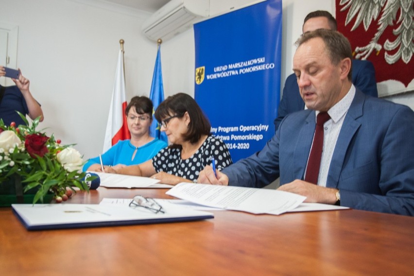 Umowa z gminą Słupsk jest pierwszą z umów, które w...