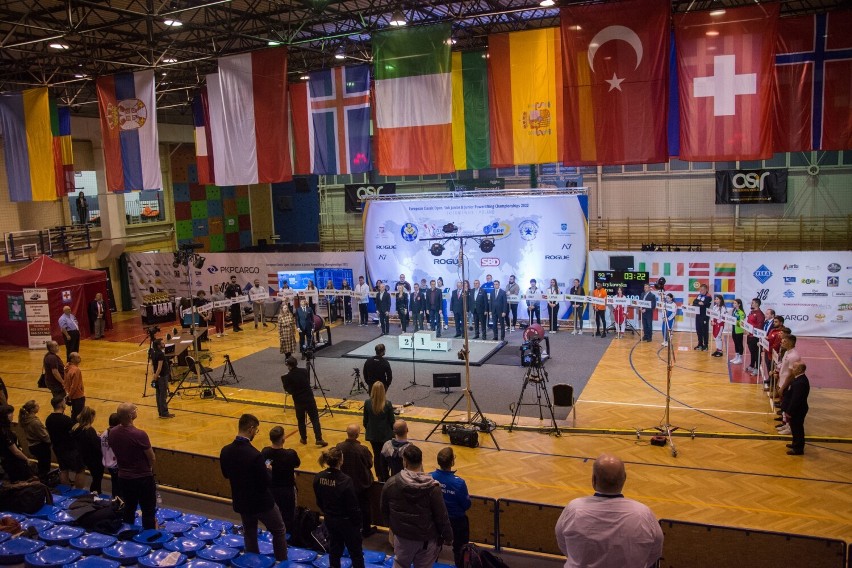 W Skierniewicach trwają Mistrzostwa Europy w Trójboju Siłowym