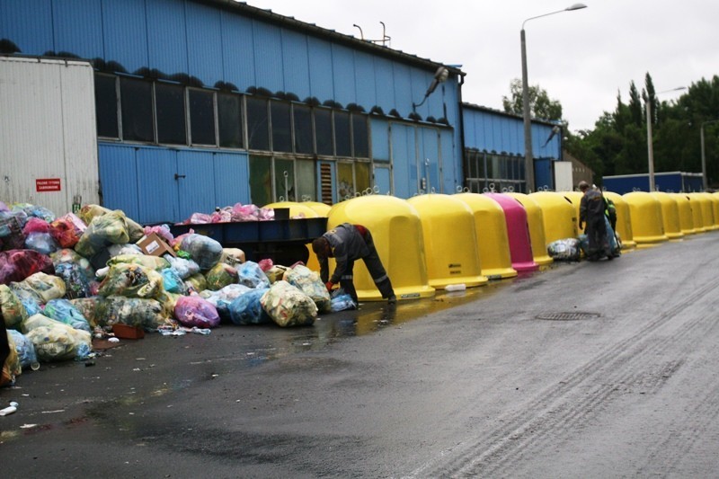 Wywóz śmieci z Katowic. Odpady będą trafiały na ulicę...